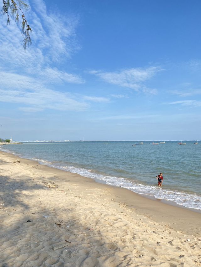 ร้านอาหารซีฟู้ด & คาเฟ่ บรรยากาศดี ริมทะเล จ.ระยอง