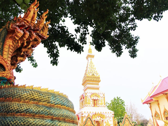 สักการะ พระธาตุศรีคุณ พระธาตุประจำวันอังคาร