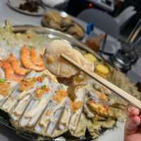 又雞煲，又海鮮，仲有羊肉打邊爐