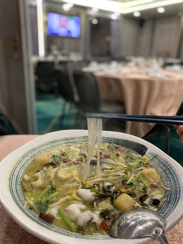 精緻小菜 大推冰鎮咕嚕肉@盈館
