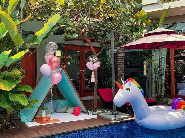 Maneh Villa