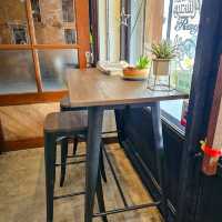 RAY Coffee Bar & Hostel