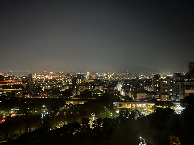 入住十四層宮殿式大樓-臺北圓山大飯店