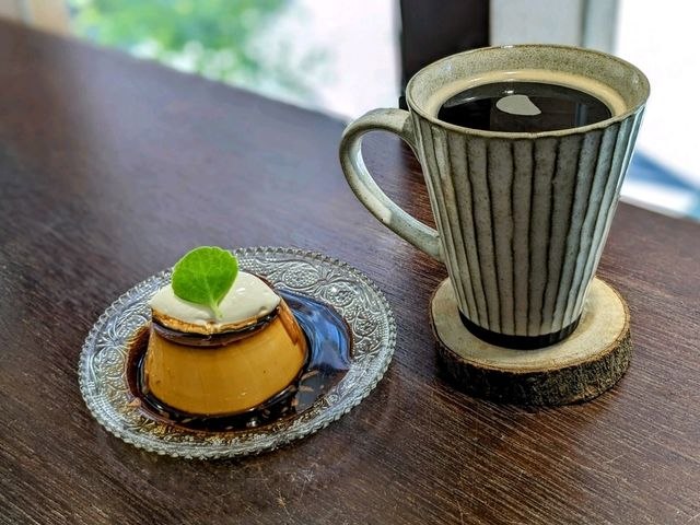 東湖靜僻小巷內的文青咖啡店：半夏生
