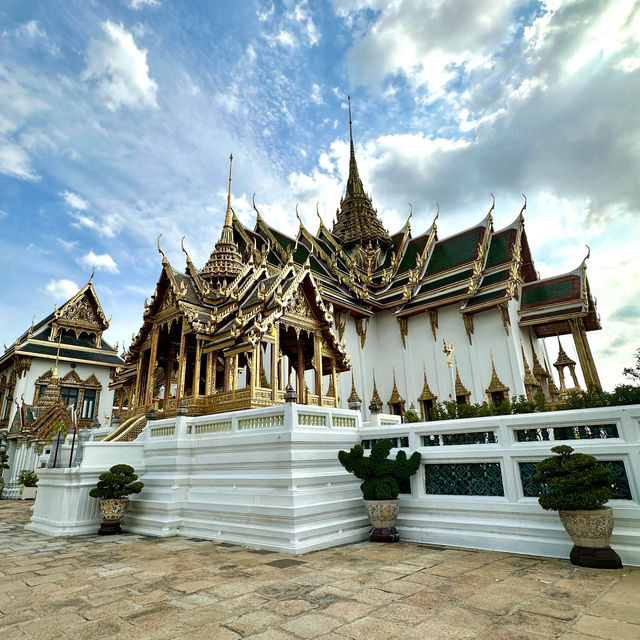 【タイ/バンコク】ワットプラケオと同敷地にある、タイ国内で最も権威のある宮殿「王宮」