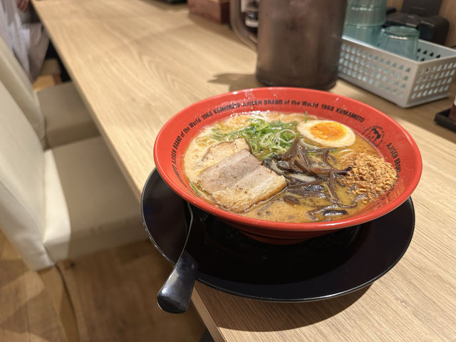 熊本・下通。熊本ラーメン『Ajisen World』