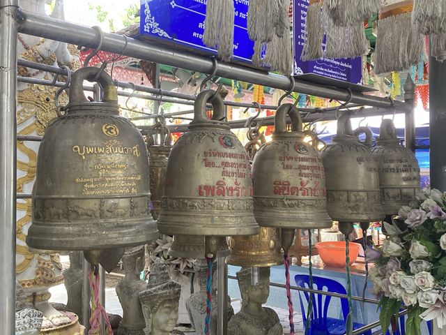 ติดขัดเรื่องเงินลองมาไหว้ขอพรที่ “วัดอุปคุต” 