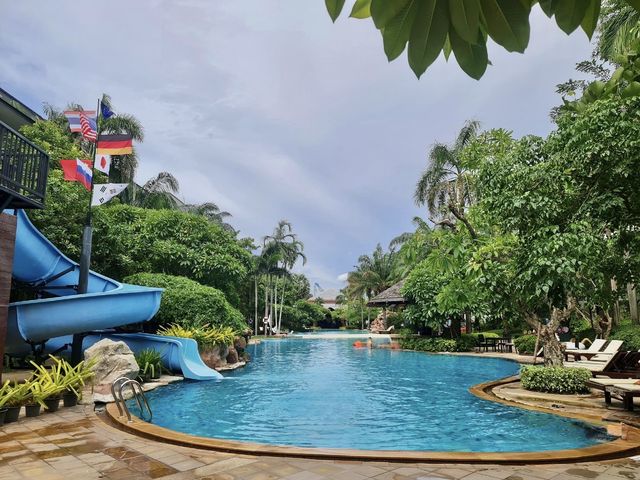 Ravindra Beach Resort and Spa นอนหรู5ดาวริมทะเล