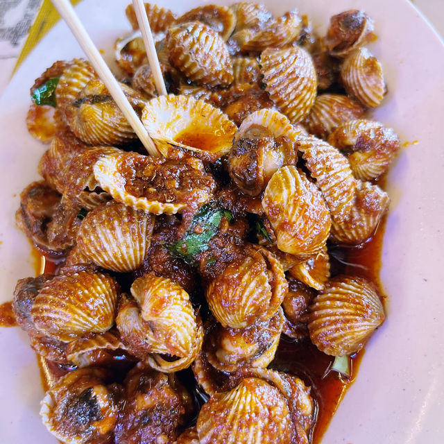 LEAVE IT ALL TO SEAFOODs