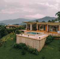บ้านเจอเขา