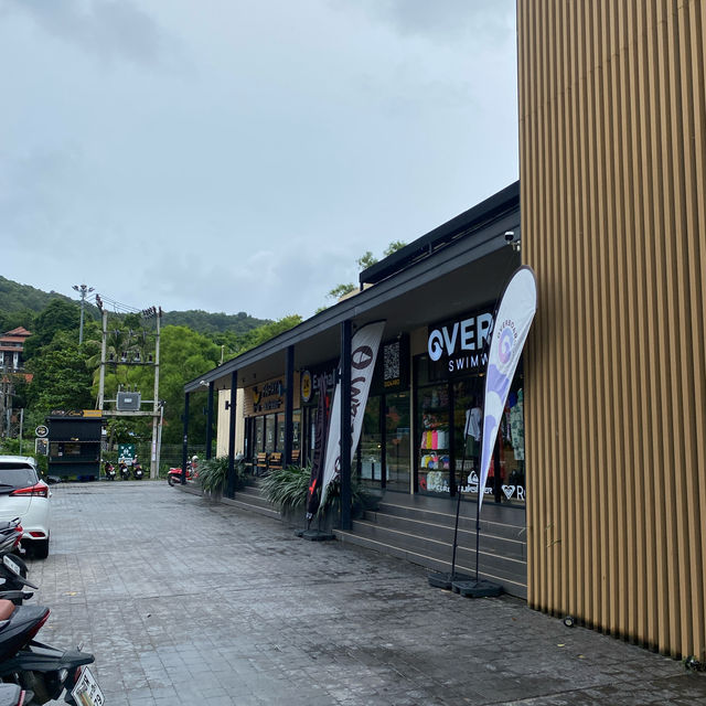 The gallery hotel Naihan Phuket 