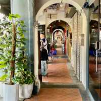 Vibrant Charm of Mosque Street