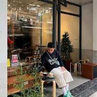 523 Story