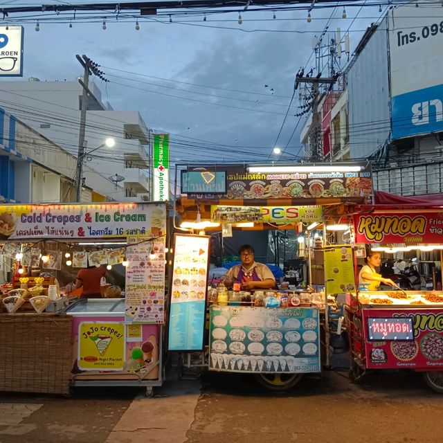 Night Market ตลาดกลางคืนหัวหิน