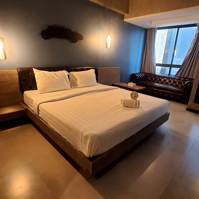  📍Loft Mania Boutique Hotel