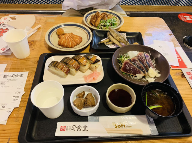 ひろめ市場