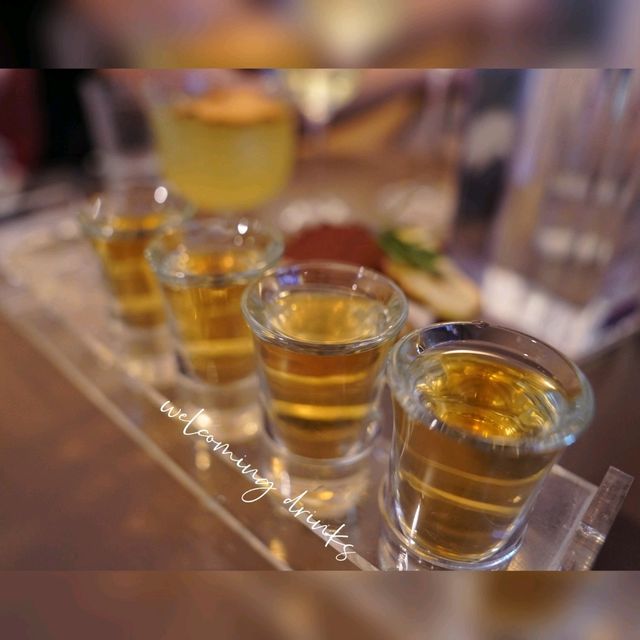 西門町二樓隱秘個性酒吧😻