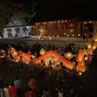 เที่ยวงานประเพณีไหลเรือไฟ หลวงพระบาง