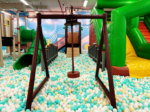 Kidzooona Gateway Ekkamai