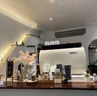 Ribbit Cafe 