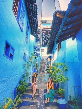 印尼可愛到不行的藍色村莊