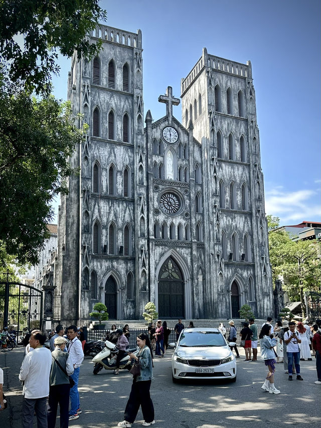 โบสถ์คาทอลิก ⛪️ เก่าแก่&สวยเด่นที่สุดในฮานอย