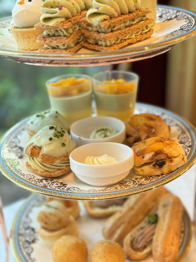 歷山餐廳CAFÉ A✨最近特別推出充滿堅果濃郁香氣及絲滑細膩之特色開心果下午茶🤩