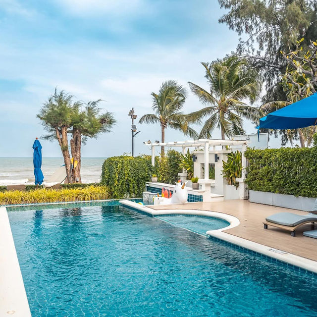 Pool villa ติดหาดปราณบุรี น้องหมาพักได้