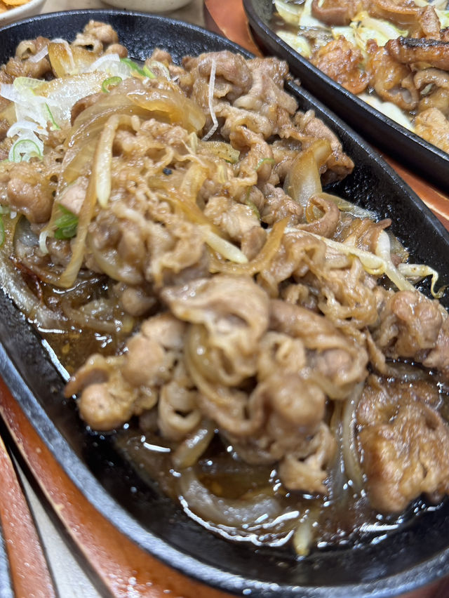 【北九州旅行】魅惑の肉鉄板定食🥩