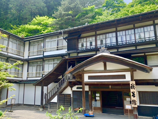 🇯🇵【群馬県】「千と千尋の神隠し」の舞台！積善館！