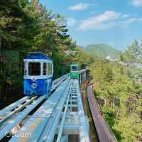 可愛度爆表❤️💙💚 釜山 海雲台 天空膠囊列車，一定要先上網預訂喔！