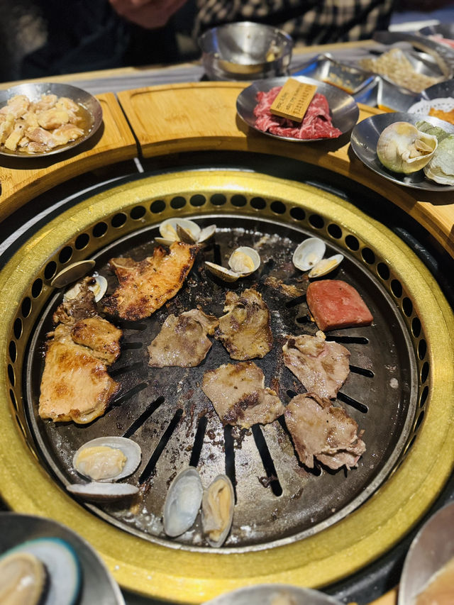 仼食韓燒之必叫三文魚刺身🍣