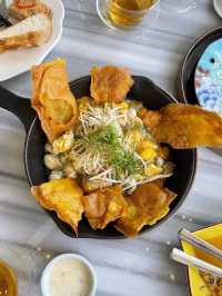 Angmor "อั้งม้อ"