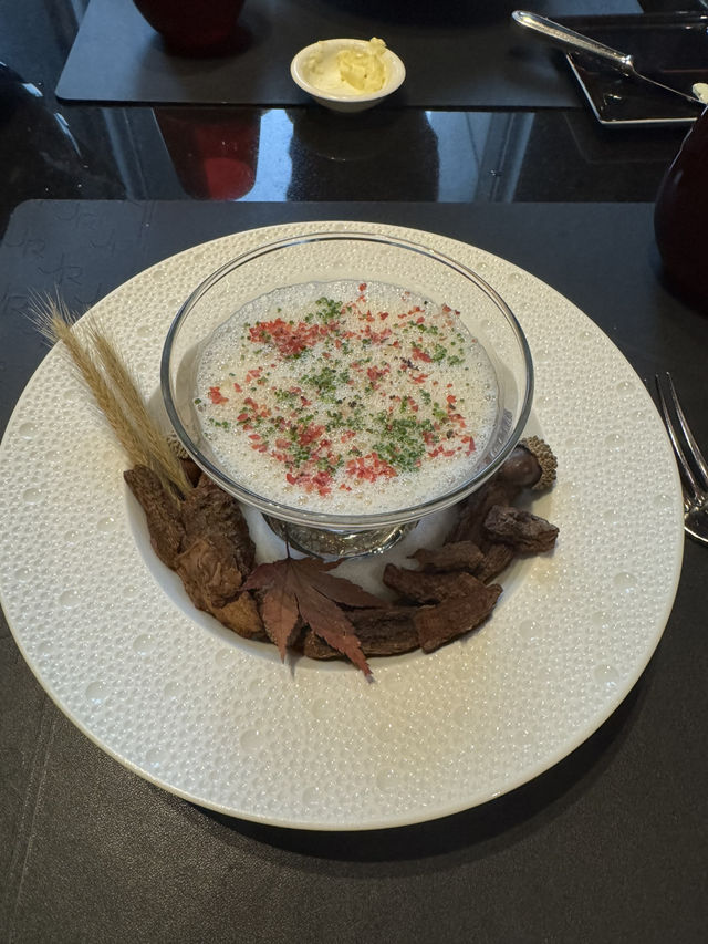 享受法式優雅餐食 視覺 味覺 雙重滿足
