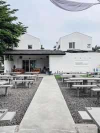 Tomodachi Social Space