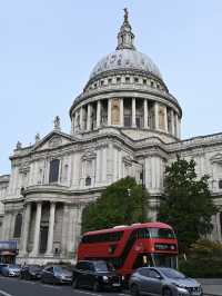 【ロンドン】ロンドンの赤い2階建てバス🚌