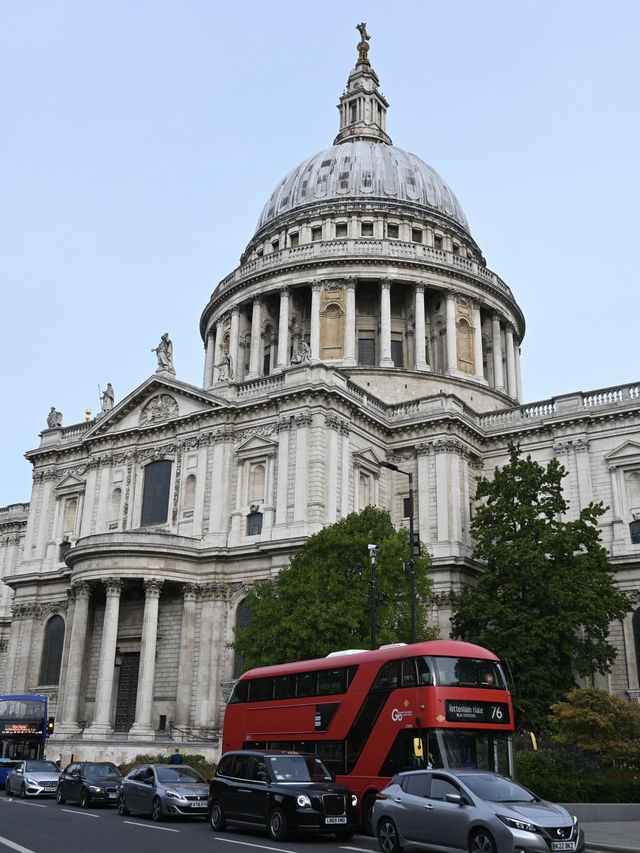 【ロンドン】ロンドンの赤い2階建てバス🚌