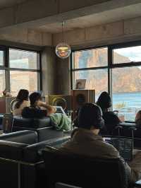 🎧 제주 ’월간레코드‘ 성산일출봉을 바라보며 LP음악을 감상할 수 있는 감성 넘치는 청음카페