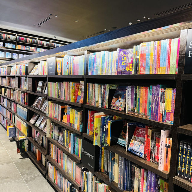 Lost in a Book Lover’s Dream – My Solo Visit to Tsutaya Books