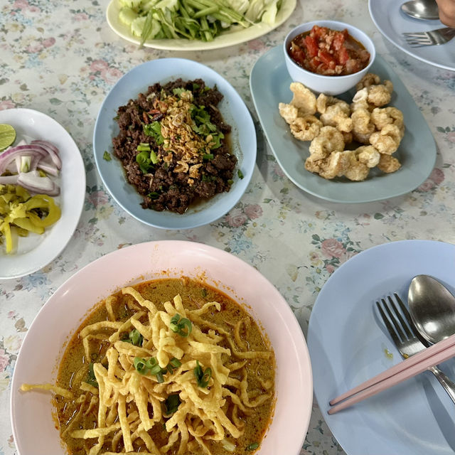 แนะนำร้านอาหารพื้นเมืองเชียงใหม่ แถวประตูท่าแพ