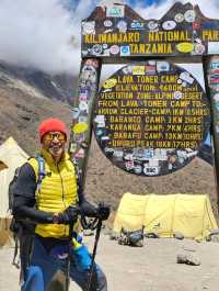 Skiing & Hiking in Uhuru Peak 🏔️