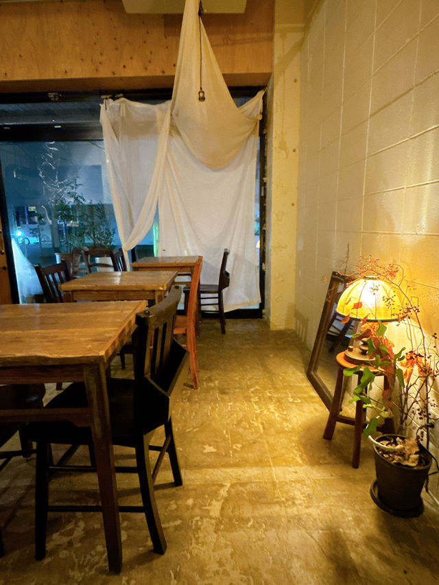 【福岡カフェ】夜の雰囲気も素敵な季節のスイーツが食べられるカフェ✨️