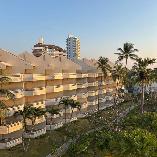 The Regent Cha Am Beach Resort 