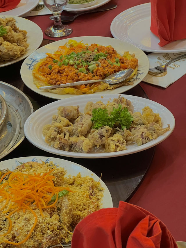 Penang’s Hidden Gem for Fish Head Curry – Restoran & Hotel Pen Mutiara