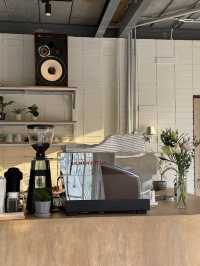 Morgen Coffee ร้านกาแฟสไตล์มินิมอล พร้อมพงษ์