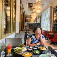 ร้านอาหารไทย ฝีมือรถดั้งเดิม กับร้านอรุณ