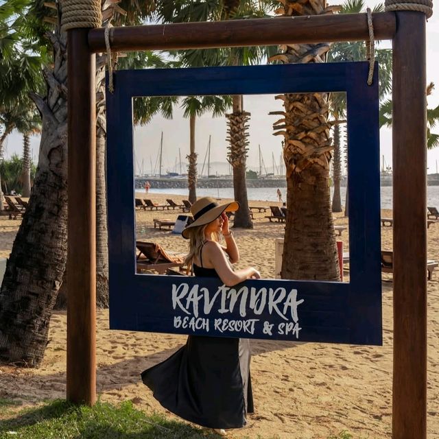Ravindra Beach Resort and Spa, Najomtien พัทยา