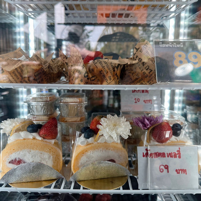 คาเฟ่สวนมะพร้าว ฉะเชิงเทรา