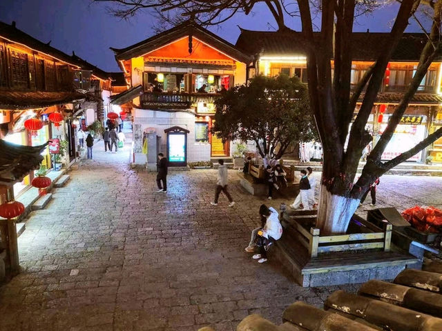 品嚐雲南道地的小吃美食---雲客橋過橋米線
