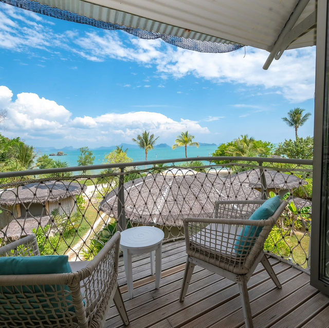TreeHouse Villas ทรีเฮาส์ วิลล่าส์ เกาะยาวน้อย พัง